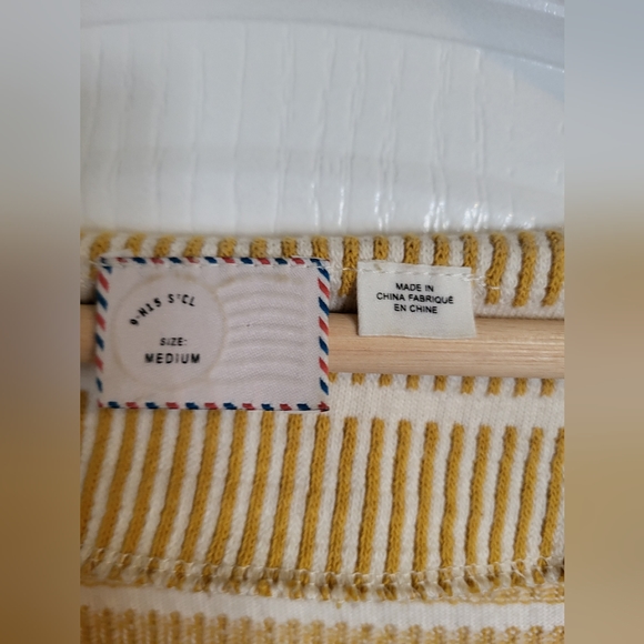 Anthropologie sweater - Picture 4 of 4